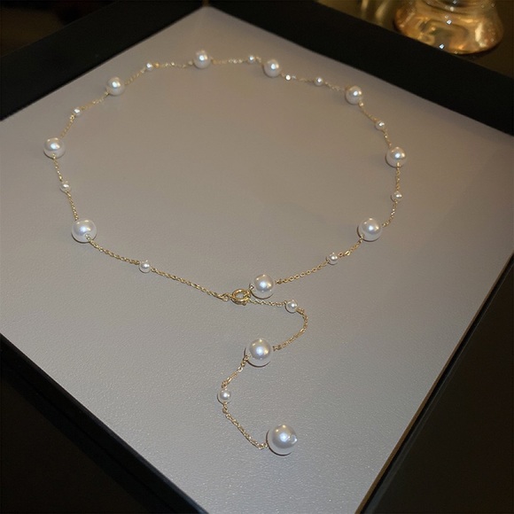 NWT Fashion Pearl Necklace (adjustable) - Picture 6 of 8